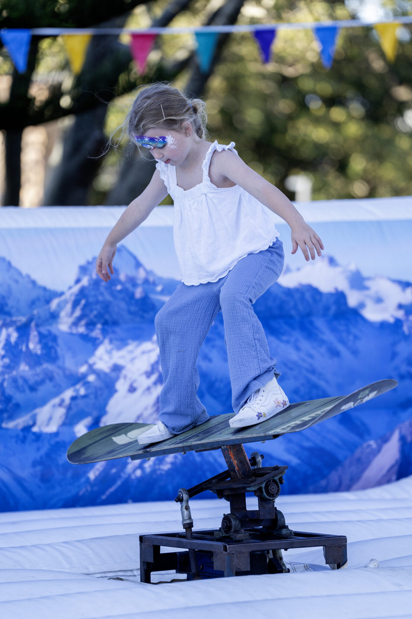 Mechanical Snowboard